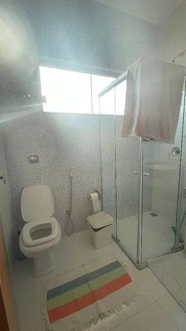 Sobrado com 4 quartos à venda, 2000m2 em Anapolis - GO - imagem 3 Foto 3 de Sobrado com 4 quartos à venda, 2000m2 em Anapolis - GO