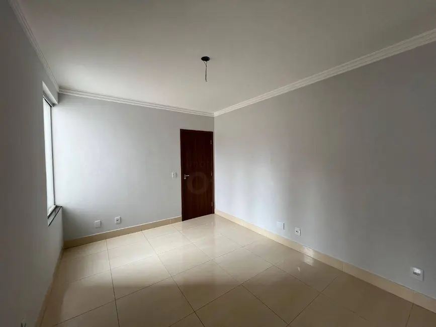 Apartamento com 2 quartos para alugar, 55m2 em Chácaras Colorado, Anapolis - GO - imagem 2 Foto 2 de Apartamento com 2 quartos para alugar, 55m2 em Chácaras Colorado, Anapolis - GO