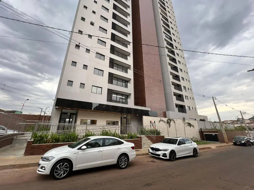 Apartamento com 3 quartos para alugar, 70m2 em Maracananzinho, Anapolis - GO - imagem 1 Foto 1 de Apartamento com 3 quartos para alugar, 70m2 em Maracananzinho, Anapolis - GO