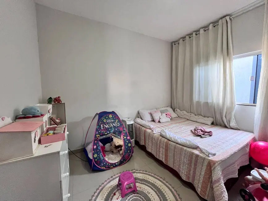 Casa com 3 quartos à venda, 300m2 em Residencial Buritis, Anapolis - GO - imagem 5 Foto 5 de Casa com 3 quartos à venda, 300m2 em Residencial Buritis, Anapolis - GO