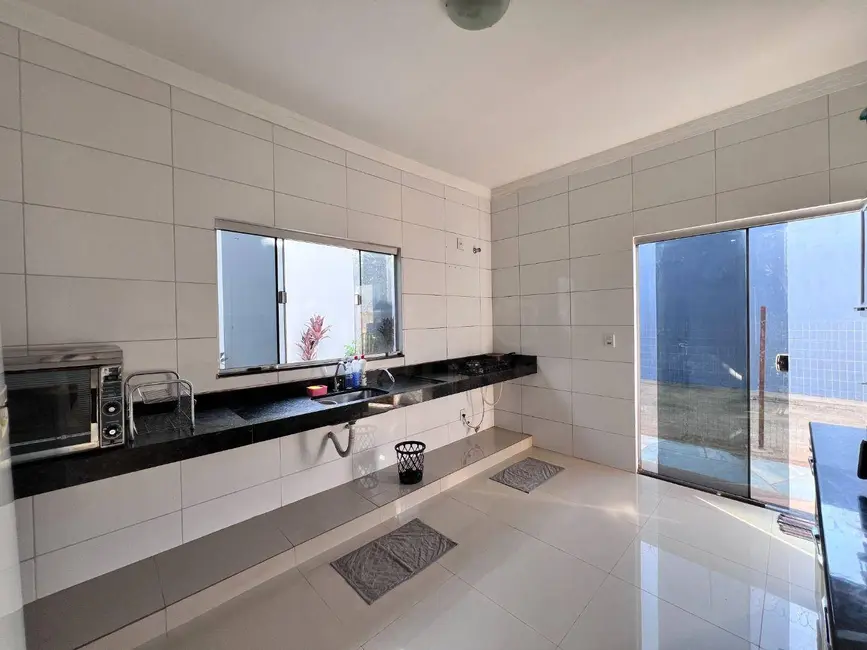 Casa com 3 quartos à venda, 300m2 em Residencial Buritis, Anapolis - GO - imagem 4 Foto 4 de Casa com 3 quartos à venda, 300m2 em Residencial Buritis, Anapolis - GO