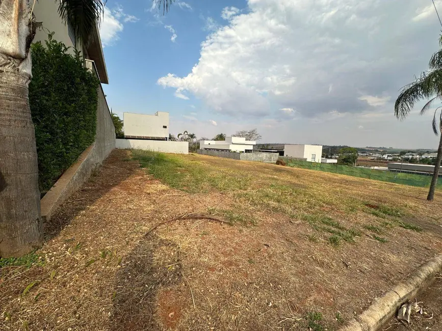 Foto 1 de Terreno / Lote à venda, 490m2 em Residencial Anaville, Anapolis - GO