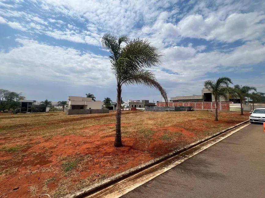 Foto 1 de Terreno / Lote à venda, 360m2 em Anapolis - GO