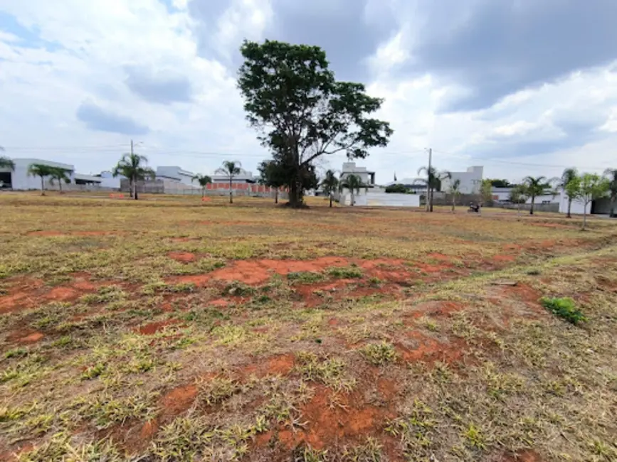Foto 2 de Terreno / Lote à venda, 360m2 em Anapolis - GO