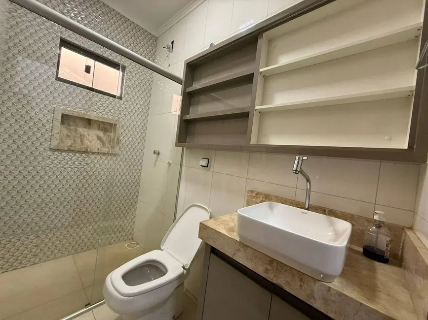 Casa com 3 quartos à venda, 150m2 em Parque Brasília, Anapolis - GO - imagem 9 Foto 9 de Casa com 3 quartos à venda, 150m2 em Parque Brasília, Anapolis - GO