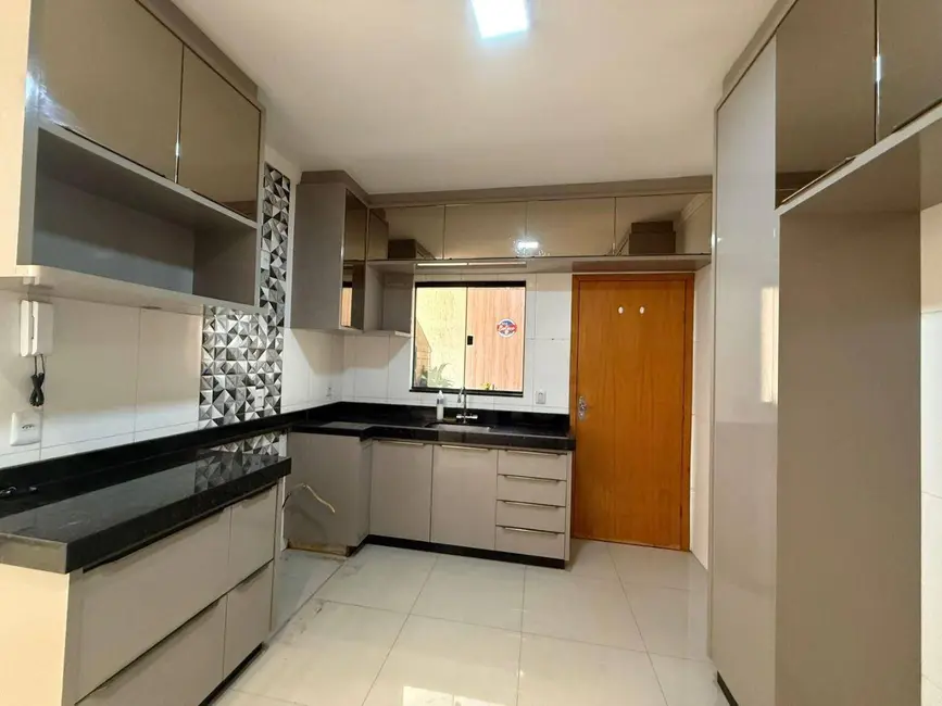 Casa com 3 quartos à venda, 150m2 em Parque Brasília, Anapolis - GO - imagem 5 Foto 5 de Casa com 3 quartos à venda, 150m2 em Parque Brasília, Anapolis - GO