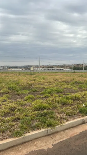 Foto 1 de Terreno / Lote à venda, 300m2 em Residencial Cerejeiras, Anapolis - GO