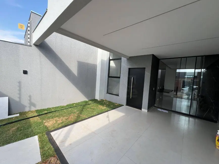 Foto 2 de Casa com 3 quartos à venda, 150m2 em Residencial Cerejeiras, Anapolis - GO