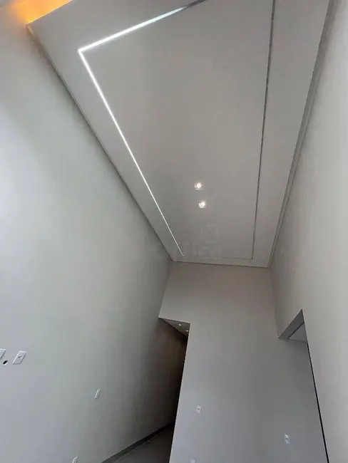 Foto 4 de Casa com 3 quartos à venda, 150m2 em Residencial Cerejeiras, Anapolis - GO