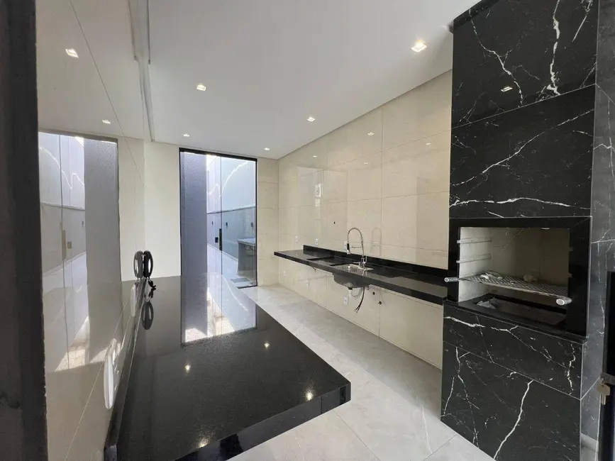 Foto 1 de Casa com 3 quartos à venda, 150m2 em Residencial Cerejeiras, Anapolis - GO