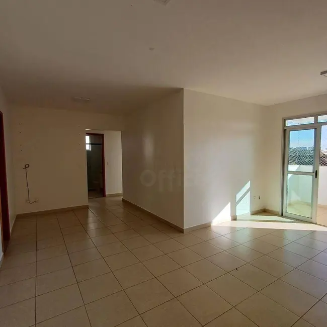 Foto 5 de Apartamento com 3 quartos à venda, 92m2 em Vila Santa Isabel, Anapolis - GO