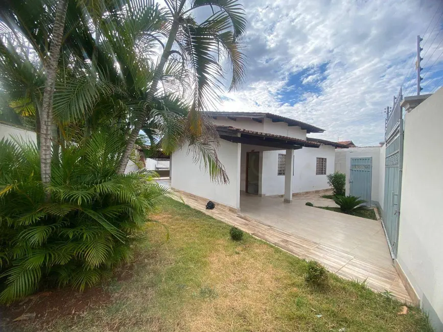 Foto 1 de Casa com 3 quartos à venda, 343m2 em Anapolis - GO