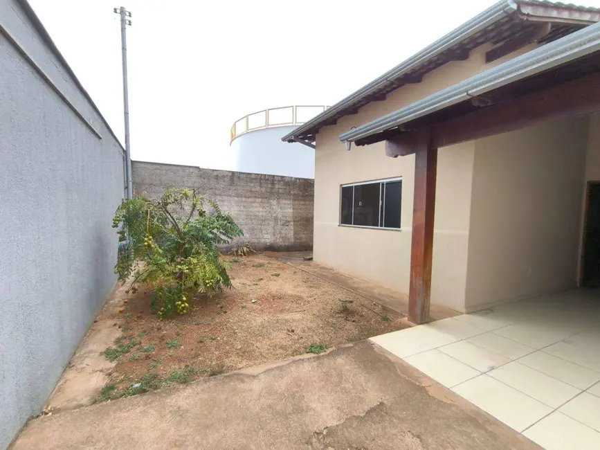 Casa com 3 quartos à venda, 360m2 em São João, Anapolis - GO - imagem 2 Foto 2 de Casa com 3 quartos à venda, 360m2 em São João, Anapolis - GO