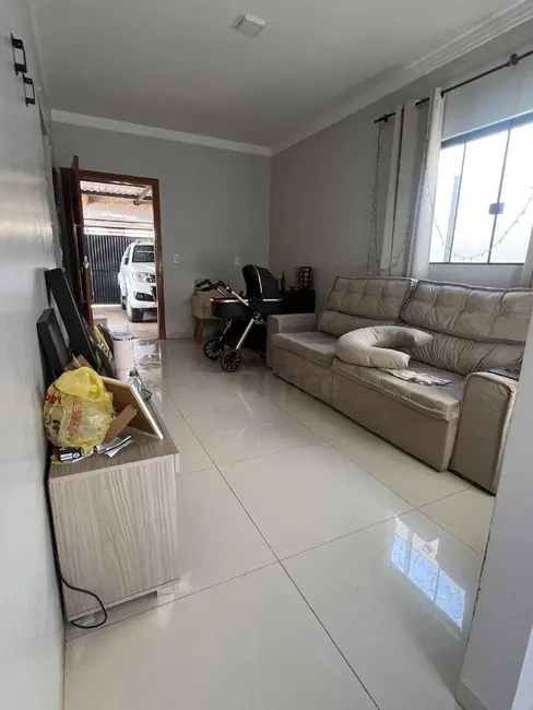 Foto 3 de Casa com 3 quartos à venda, 300m2 em Residencial Flamboyant, Anapolis - GO