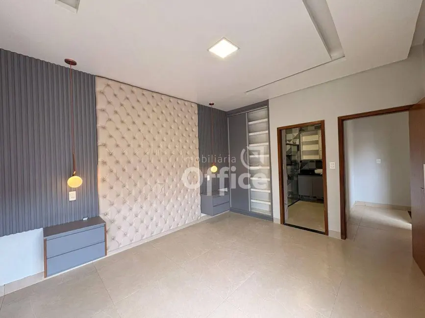 Foto 8 de Casa com 4 quartos à venda, 200m2 em Parque Brasília 2ª Etapa, Anapolis - GO