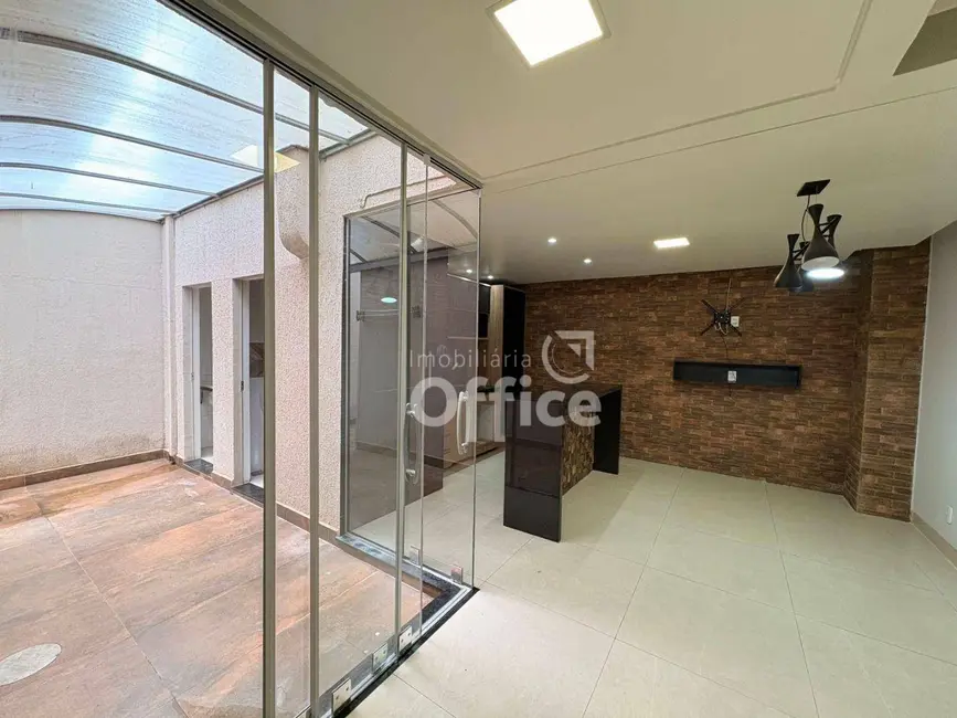 Foto 1 de Casa com 4 quartos à venda, 200m2 em Parque Brasília 2ª Etapa, Anapolis - GO