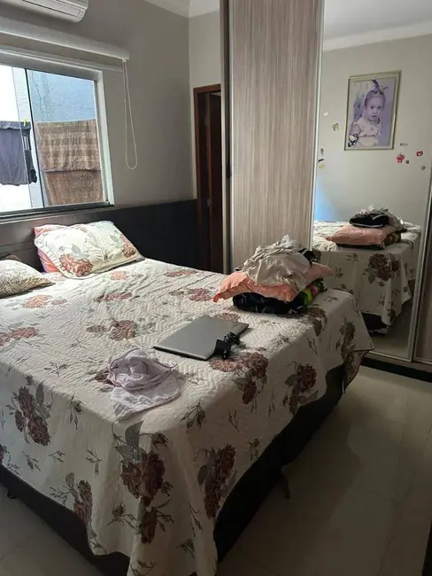 Casa com 4 quartos à venda, 200m2 em Parque Brasília 2ª Etapa, Anapolis - GO - imagem 9 Foto 9 de Casa com 4 quartos à venda, 200m2 em Parque Brasília 2ª Etapa, Anapolis - GO