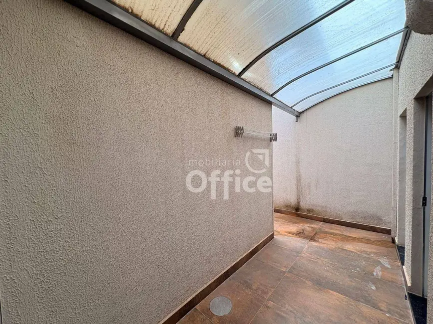 Foto 4 de Casa com 4 quartos à venda, 200m2 em Parque Brasília 2ª Etapa, Anapolis - GO