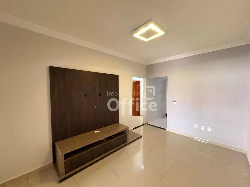 Foto 6 de Casa com 4 quartos à venda, 200m2 em Parque Brasília 2ª Etapa, Anapolis - GO