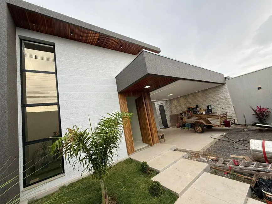 Casa com 3 quartos à venda, 300m2 em Parque Brasília 2ª Etapa, Anapolis - GO - imagem 4 Foto 4 de Casa com 3 quartos à venda, 300m2 em Parque Brasília 2ª Etapa, Anapolis - GO