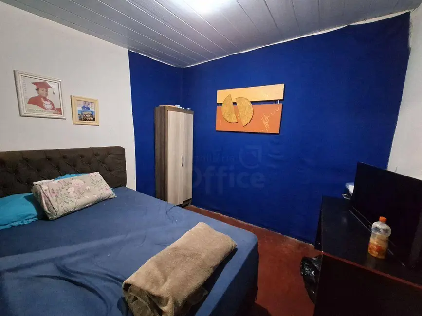 Casa com 3 quartos à venda, 363m2 em Bandeiras, Anapolis - GO - imagem 4 Foto 4 de Casa com 3 quartos à venda, 363m2 em Bandeiras, Anapolis - GO