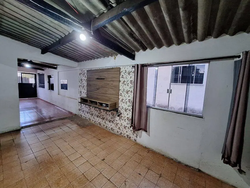 Casa com 3 quartos à venda, 363m2 em Bandeiras, Anapolis - GO - imagem 2 Foto 2 de Casa com 3 quartos à venda, 363m2 em Bandeiras, Anapolis - GO