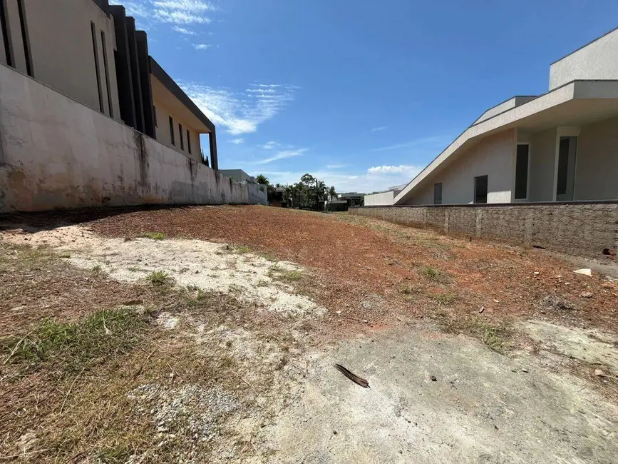 Foto 1 de Terreno / Lote à venda, 490m2 em Residencial Anaville, Anapolis - GO