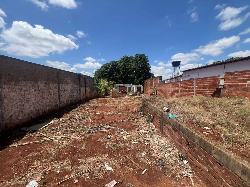 Terreno / Lote à venda, 300m2 em Anapolis - GO - imagem 2 Foto 2 de Terreno / Lote à venda, 300m2 em Anapolis - GO