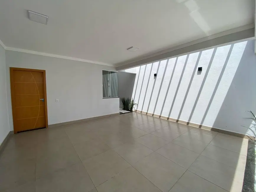 Foto 3 de Casa com 2 quartos à venda, 150m2 em Residencial Flor do Cerrado, Anapolis - GO