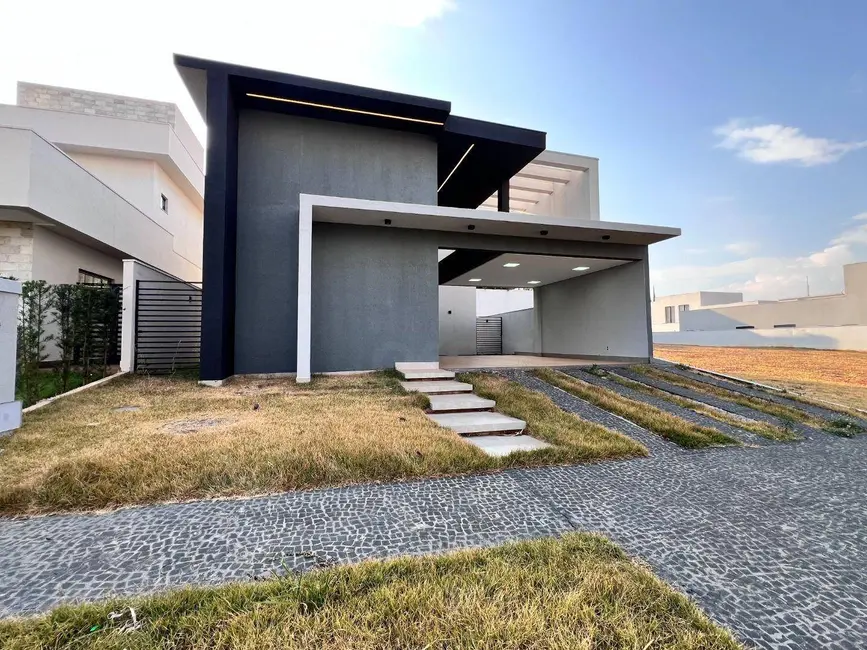 Foto 1 de Casa de Condomínio com 3 quartos à venda, 360m2 em Condomínio Terras Alpha Anápolis, Anapolis - GO