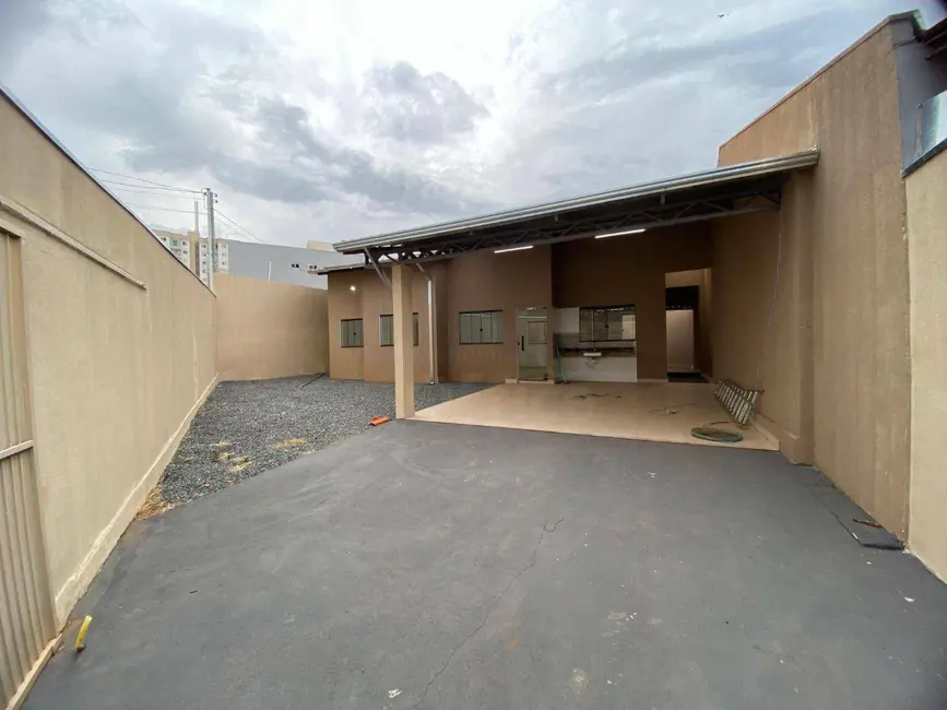 Foto 2 de Casa com 3 quartos à venda, 231m2 em Residencial Flor do Cerrado, Anapolis - GO