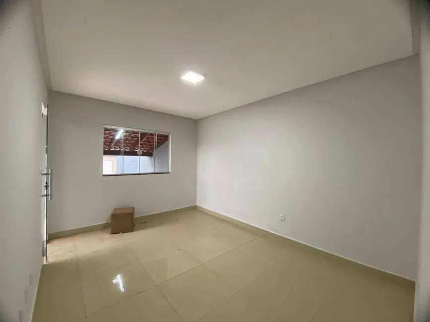 Foto 4 de Casa com 3 quartos à venda, 230m2 em Residencial Flor do Cerrado, Anapolis - GO