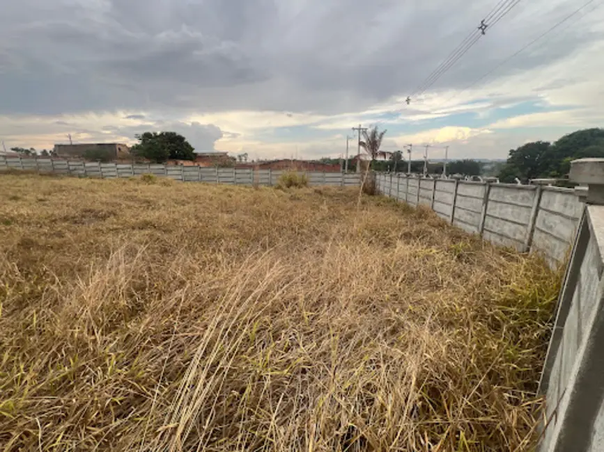 Foto 2 de Terreno / Lote à venda, 347m2 em Jardim Primavera 2ª Etapa, Anapolis - GO