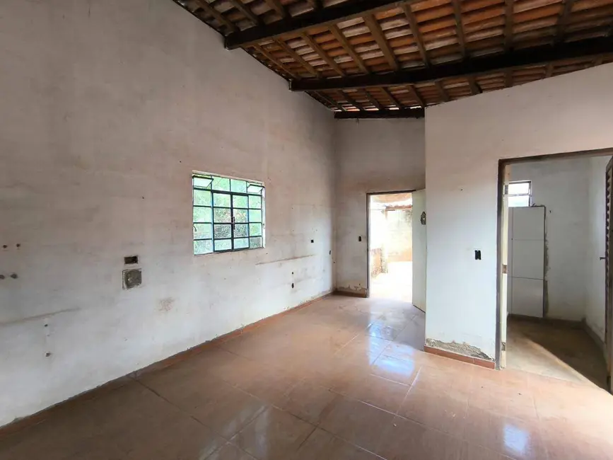 Foto 4 de Terreno / Lote à venda, 300m2 em Jardim dos Ipês, Anapolis - GO