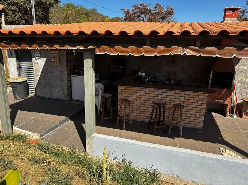 Sítio / Rancho com 2 quartos à venda, 500m2 em Centro, Alexania - GO - imagem 4 Foto 4 de Sítio / Rancho com 2 quartos à venda, 500m2 em Centro, Alexania - GO
