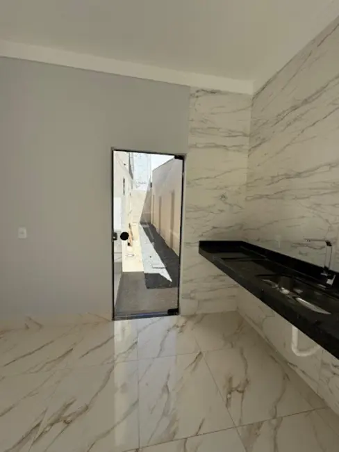 Casa com 3 quartos à venda, 180m2 em São João, Anapolis - GO - imagem 5 Foto 5 de Casa com 3 quartos à venda, 180m2 em São João, Anapolis - GO