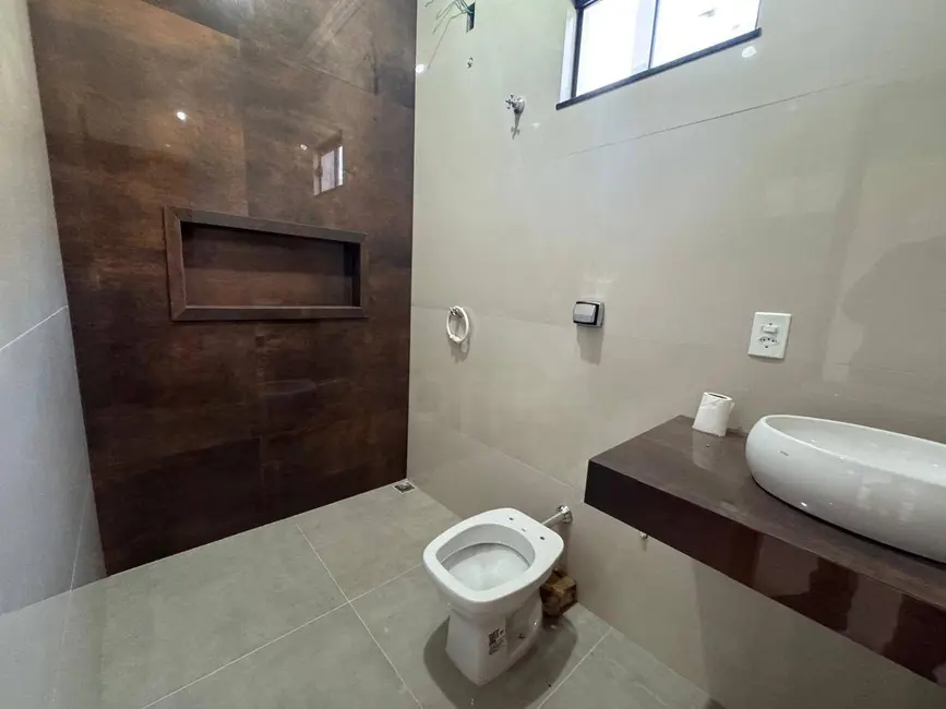 Casa com 3 quartos à venda, 200m2 em Víviam Parque, Anapolis - GO - imagem 4 Foto 4 de Casa com 3 quartos à venda, 200m2 em Víviam Parque, Anapolis - GO