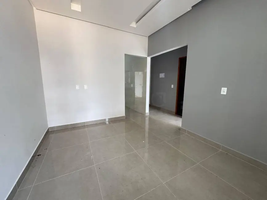 Foto 2 de Casa com 3 quartos à venda, 200m2 em Víviam Parque, Anapolis - GO
