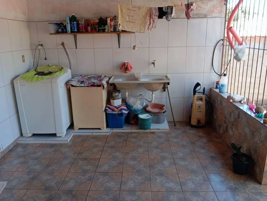 Casa com 3 quartos à venda, 420m2 em Santo André, Anapolis - GO - imagem 8 Foto 8 de Casa com 3 quartos à venda, 420m2 em Santo André, Anapolis - GO