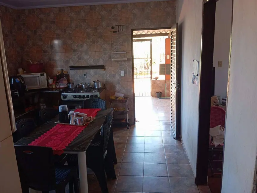 Casa com 3 quartos à venda, 420m2 em Santo André, Anapolis - GO - imagem 1 Foto 1 de Casa com 3 quartos à venda, 420m2 em Santo André, Anapolis - GO