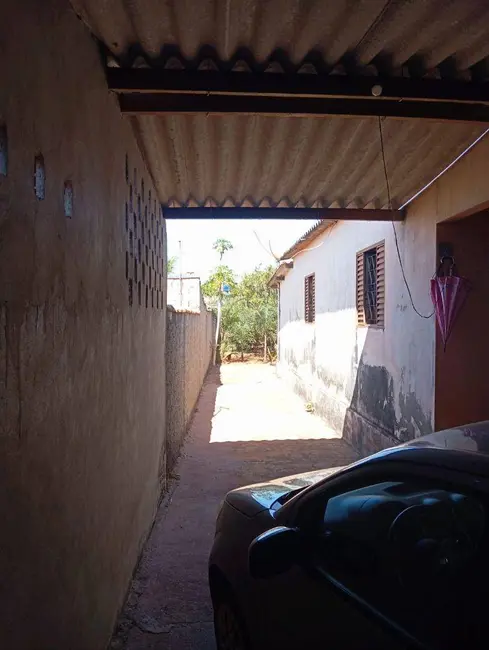 Casa com 3 quartos à venda, 420m2 em Santo André, Anapolis - GO - imagem 3 Foto 3 de Casa com 3 quartos à venda, 420m2 em Santo André, Anapolis - GO