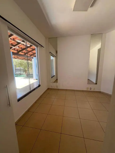 Casa com 3 quartos à venda, 380m2 em Anapolis - GO - imagem 7 Foto 7 de Casa com 3 quartos à venda, 380m2 em Anapolis - GO
