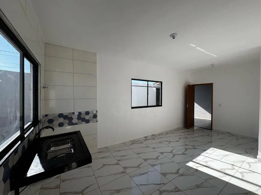 Foto 4 de Casa com 3 quartos para alugar, 127m2 em Jardim Primavera 2ª Etapa, Anapolis - GO