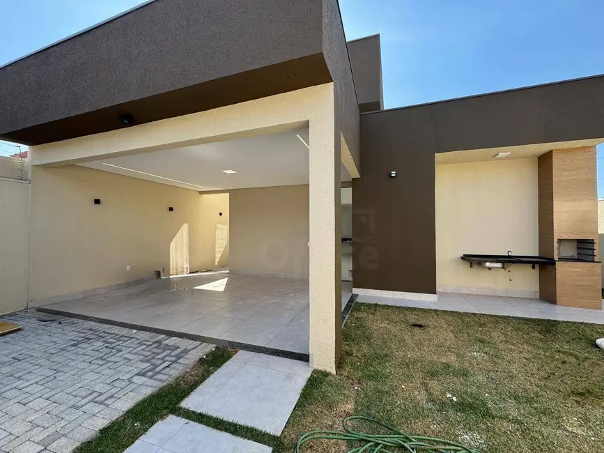 Casa com 3 quartos à venda, 186m2 em Setor Sul, Anapolis - GO - imagem 1 Foto 1 de Casa com 3 quartos à venda, 186m2 em Setor Sul, Anapolis - GO