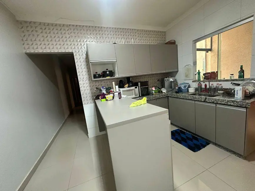 Casa com 3 quartos à venda, 150m2 em Residencial Flor do Cerrado, Anapolis - GO - imagem 7 Foto 7 de Casa com 3 quartos à venda, 150m2 em Residencial Flor do Cerrado, Anapolis - GO