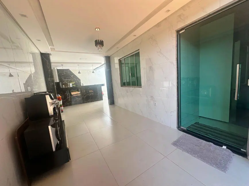 Foto 4 de Casa com 3 quartos à venda, 300m2 em Residencial Flor do Cerrado, Anapolis - GO