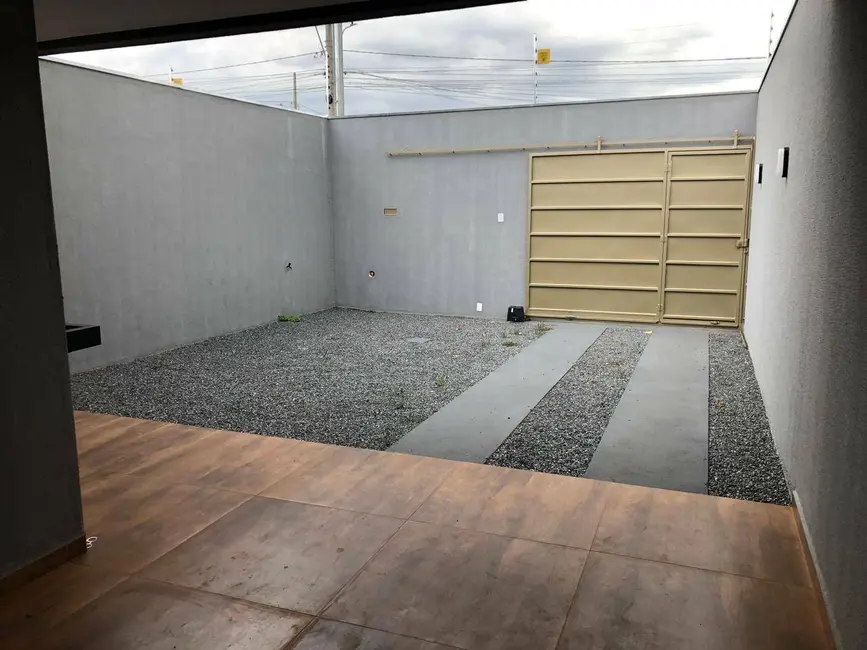 Casa com 3 quartos à venda, 165m2 em Setor Summerville, Anapolis - GO - imagem 5 Foto 5 de Casa com 3 quartos à venda, 165m2 em Setor Summerville, Anapolis - GO