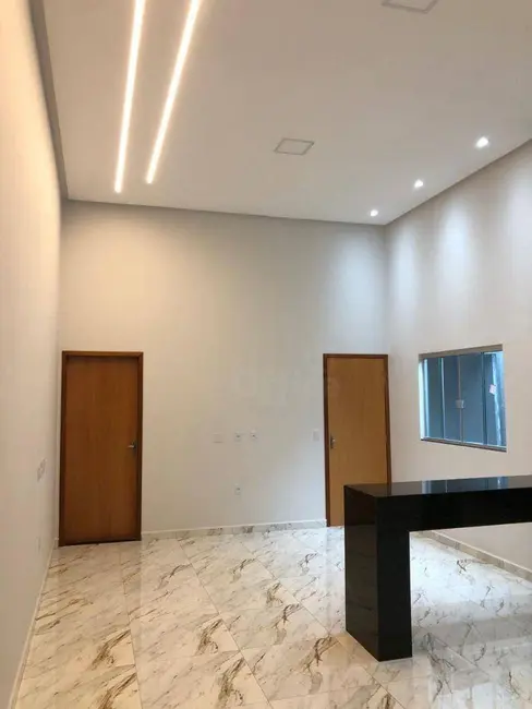 Casa com 3 quartos à venda, 165m2 em Setor Summerville, Anapolis - GO - imagem 3 Foto 3 de Casa com 3 quartos à venda, 165m2 em Setor Summerville, Anapolis - GO