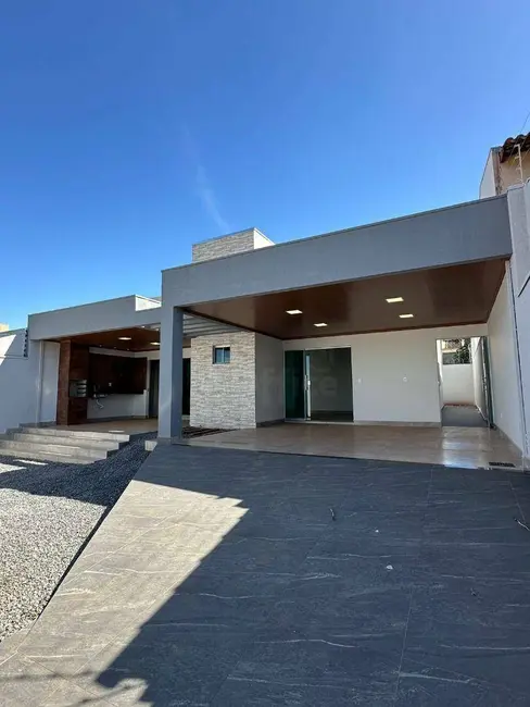 Foto 1 de Casa com 3 quartos à venda, 300m2 em Residencial Vale do Sol, Anapolis - GO