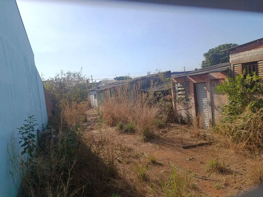Foto 1 de Terreno / Lote à venda, 300m2 em Víviam Parque, Anapolis - GO